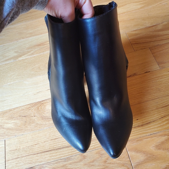 Black Pointy Toe Booties - Picture 4 of 8